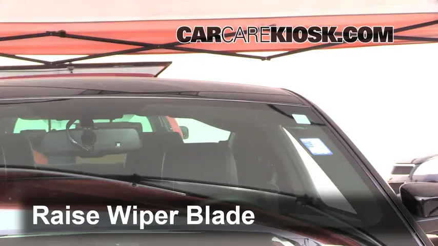 2012 Ford Mustang GT 5.0L V8 Coupe Windshield Wiper Blade (Front)